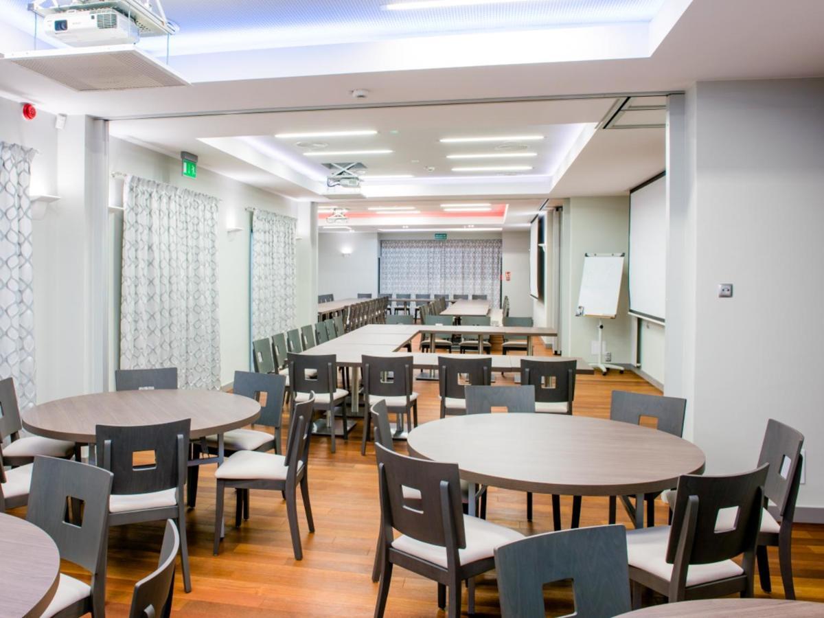 Hotel Kosma Kozmin Экстерьер фото